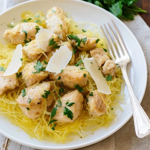 Lemon Garlic Chicken Spaghetti Squash